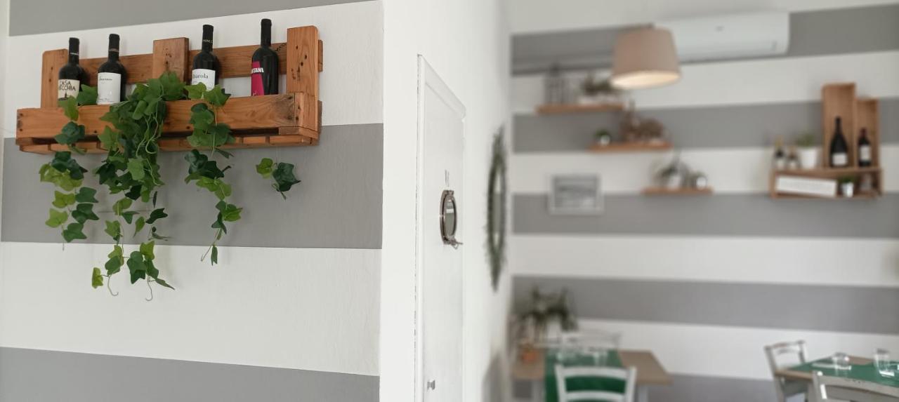 La Casina Di Ale Apartman Marina di Carrara Kültér fotó