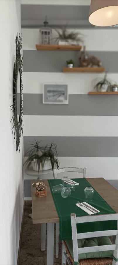 La Casina Di Ale Apartman Marina di Carrara Kültér fotó